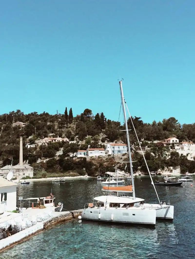 Pueblo pesquero de Loggos
