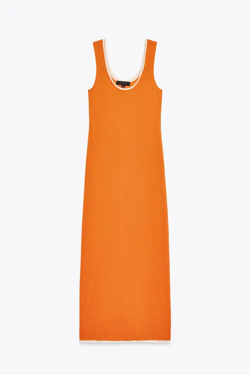 Vestido midi punto acabados doble capa de Zara 15,99 euros 