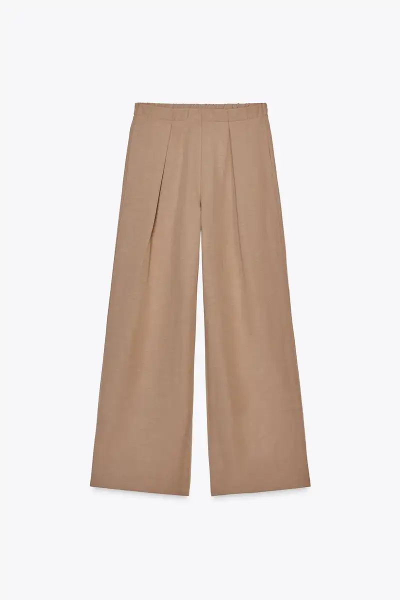 Pantalones palazzo beige de Zara 17,99 euros 