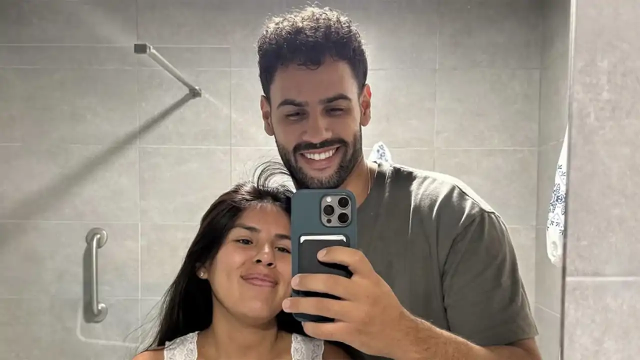 Asraf Beno e Isa Pantoja en un selfie