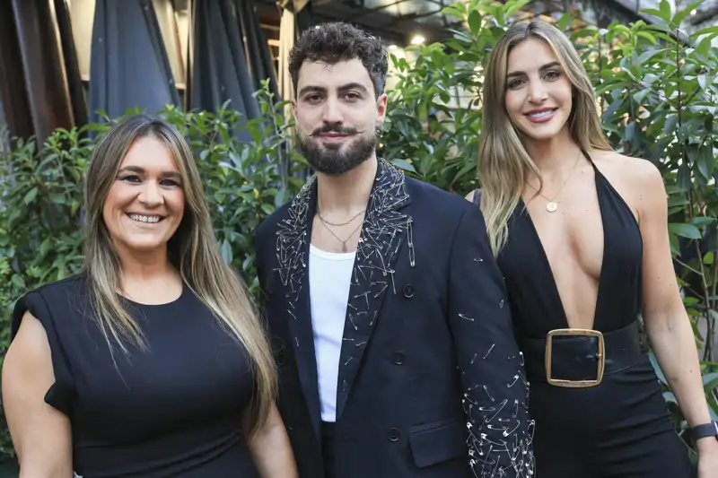 Laura Cuevas Joshua Velázquez Nieves Bolós