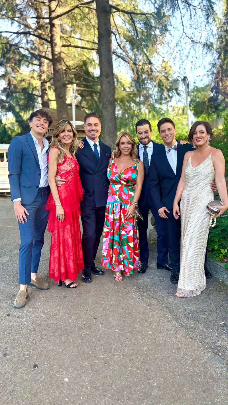 Los colaboradores de 'TardeAR'