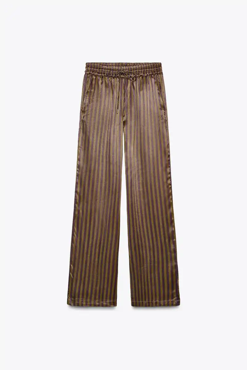 Pantalón satinado a rayas de Zara 19,99 euros 