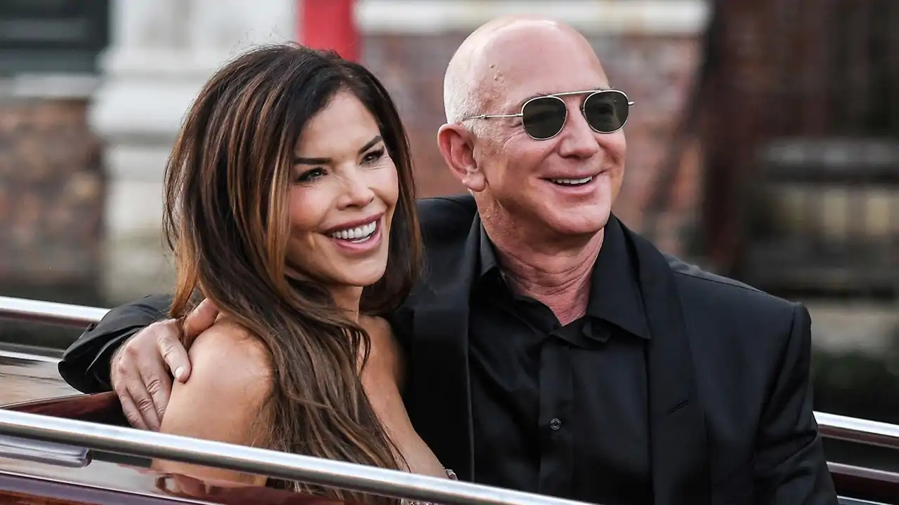 Lauren Sánchez y Jeff Bezos en Venecia