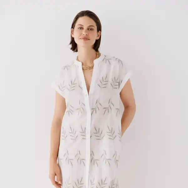 Con cuello Mao (-60%)