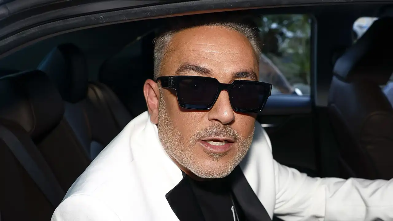 Kiko Hernández reaparece tras ser operado de urgencia: "Me ha dejado irme, firmando el alta voluntaria y bajo mi responsabilidad"