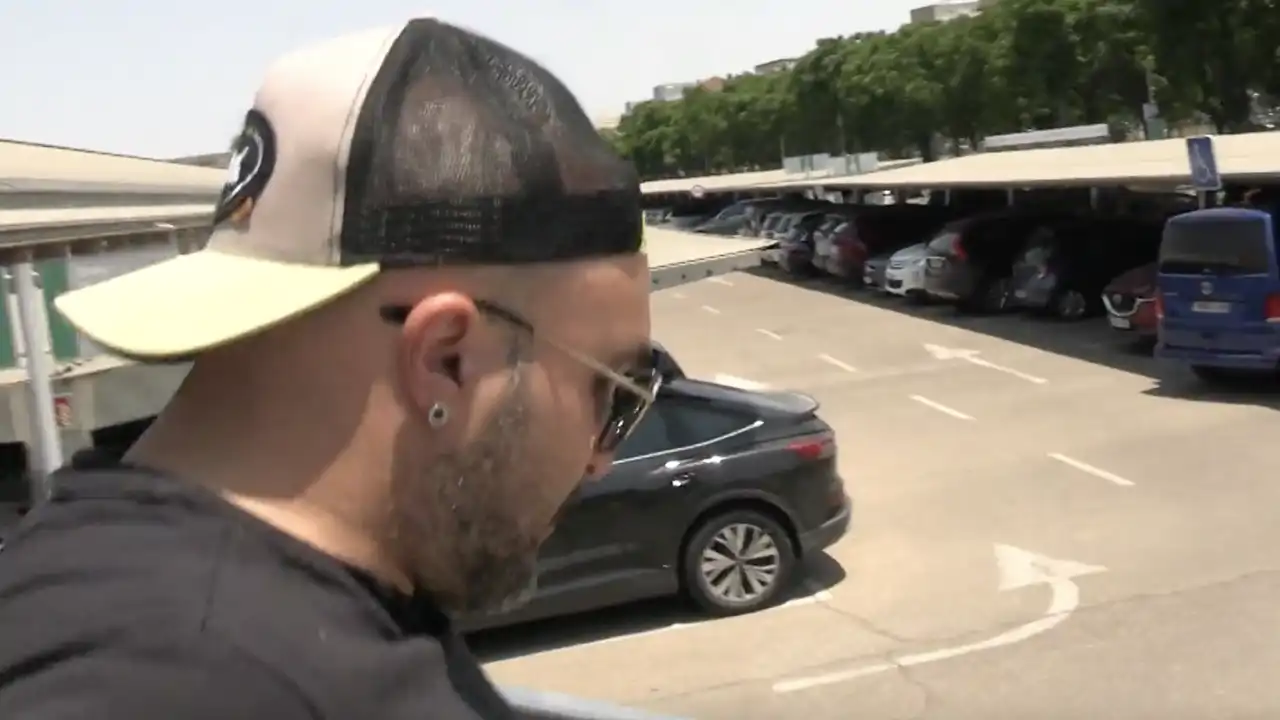 La llamativa actitud de Kiko Rivera al ser preguntado por el nacimiento de su nuevo sobrino, el hijo de Isa Pantoja y Asraf Beno
