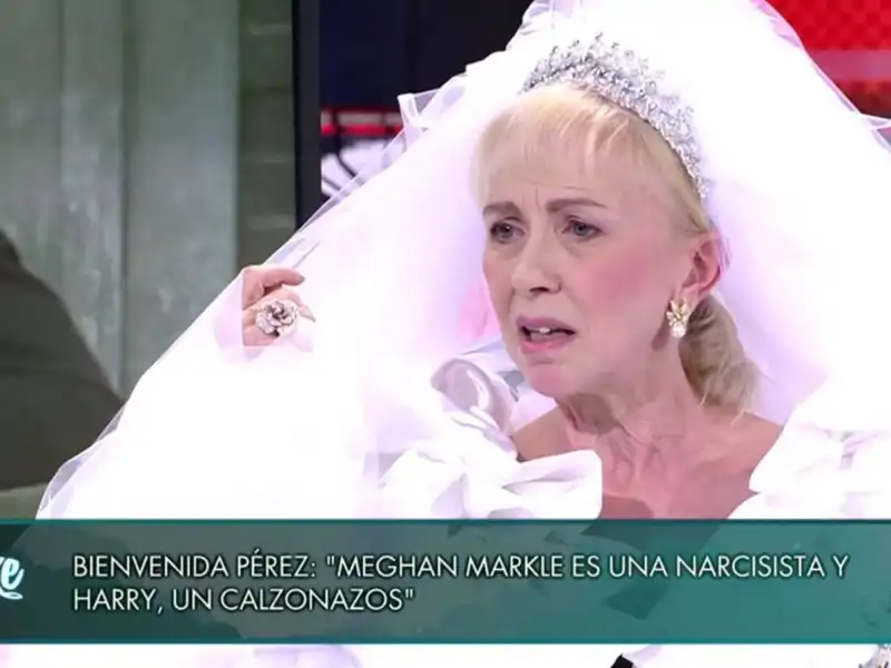 Bienvenida Pérez en el Deluxe
