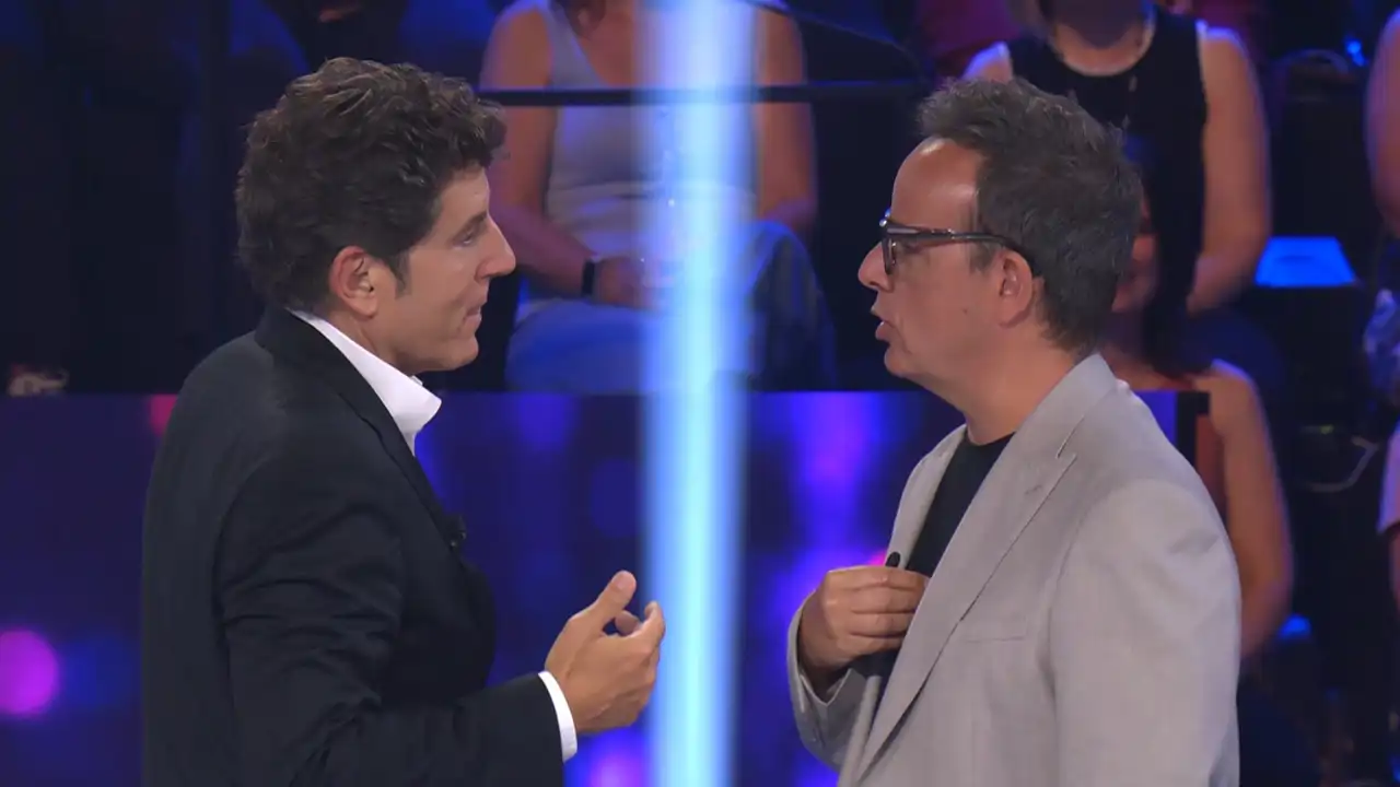 Manel Fuentes pone contra las cuerdas a Ángel Llácer en la semifinal de 'Tu cara me suena': "¿Por qué me está haciendo esto en la recta final de la edición?"