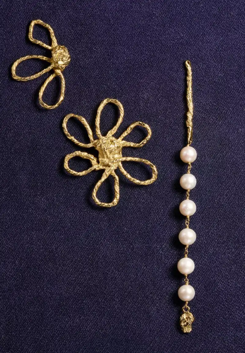 pendientes lourdes montes