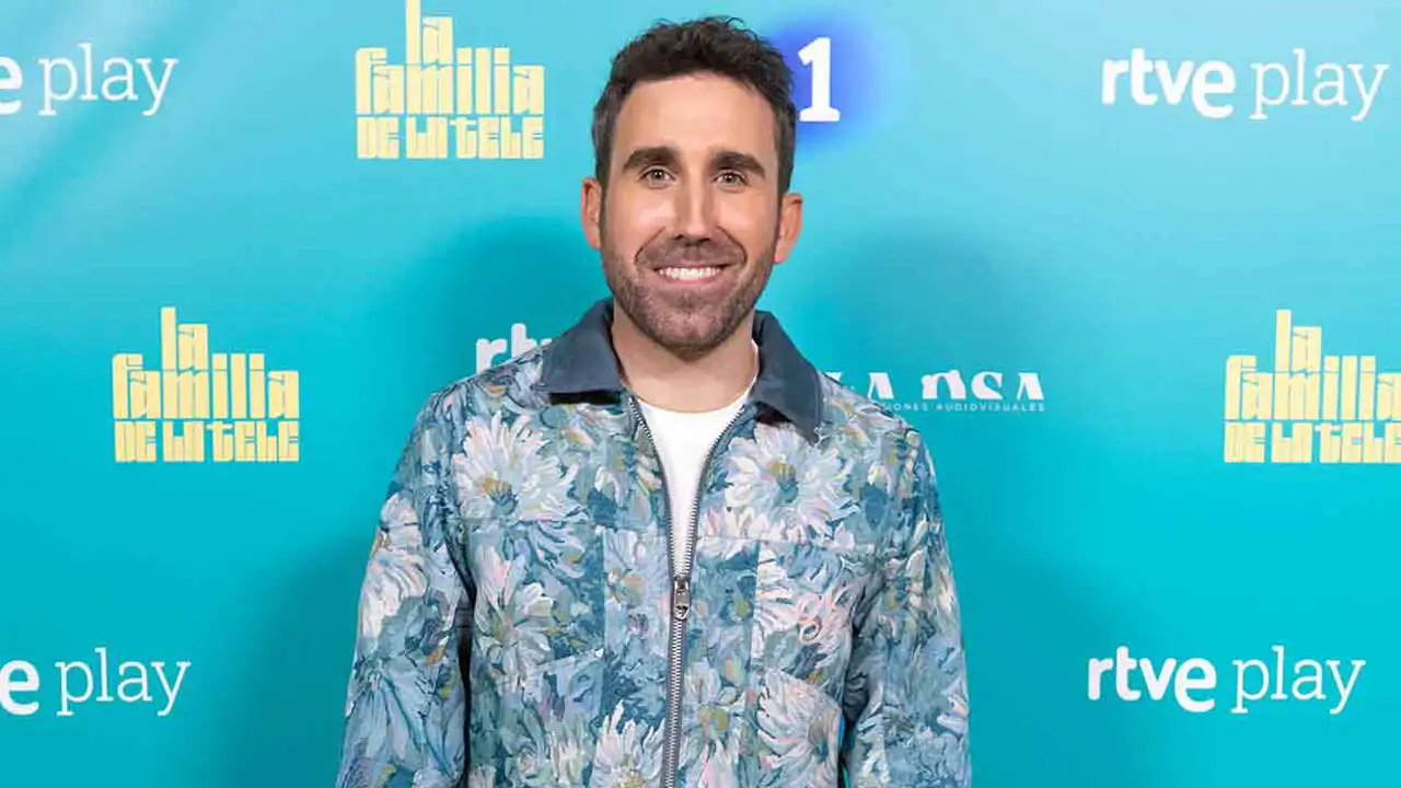 Aitor Albizua rompe su silencio tras la cancelación de ‘La familia de la tele’: “Fue un cúmulo de sentimientos: ilusión, rabia, frustración, decepción, enfado”