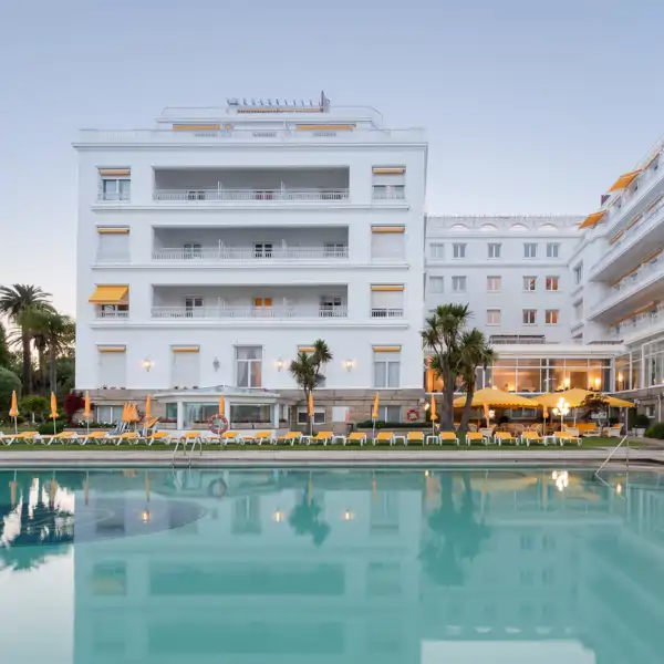 Eurostars Gran Hotel la Toja: Bienvenido a tu Isla del Bienestar 