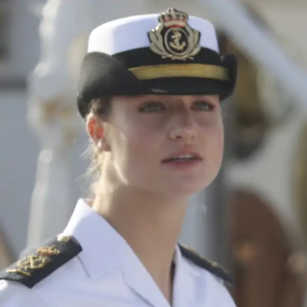 La prensa internacional destapa un detalle de la actitud de la Princesa Leonor a su llegada a Gijón: “Esbozó su mejor sonrisa”