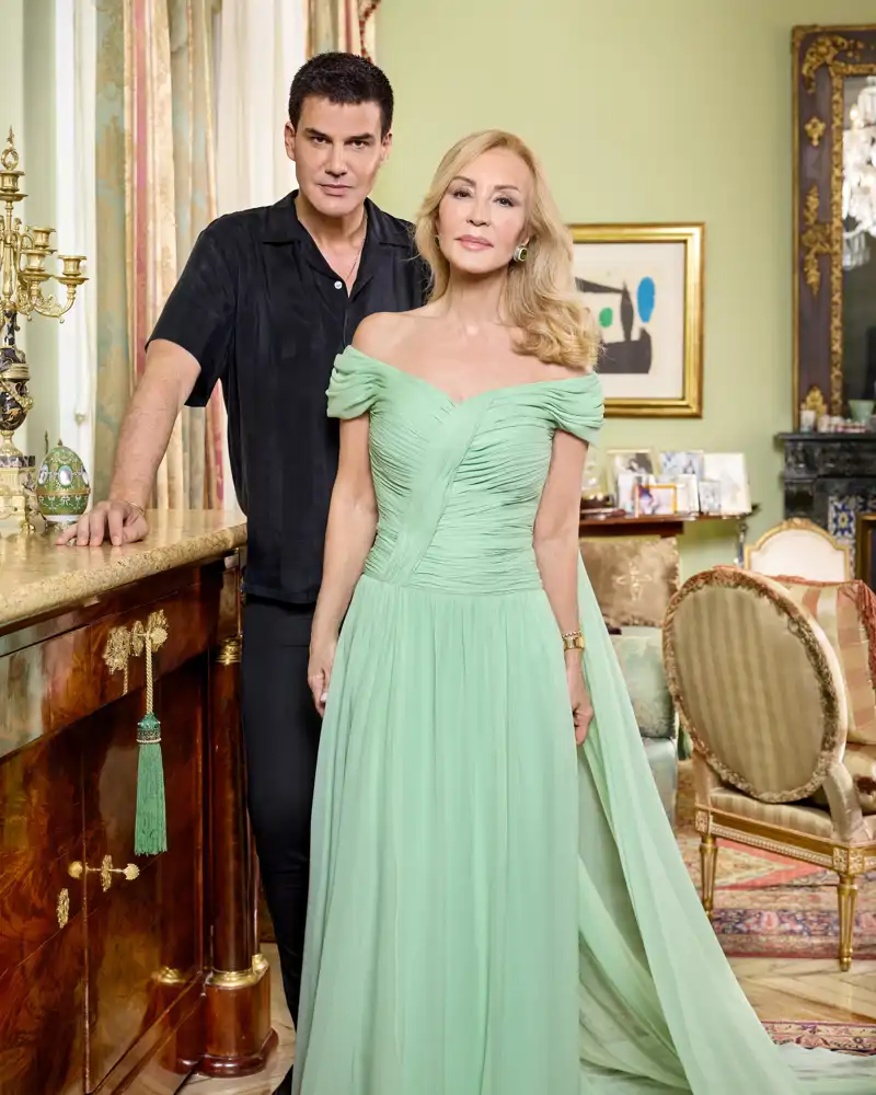 Carmen Lomana y su vestido de Alejandro de Miguel en color verde pistacho 