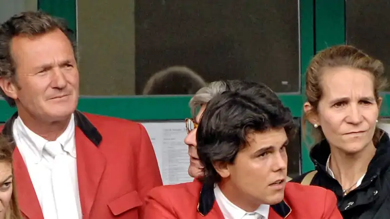 Luis Astolfi y la Infanta Elena en una competición de hípica