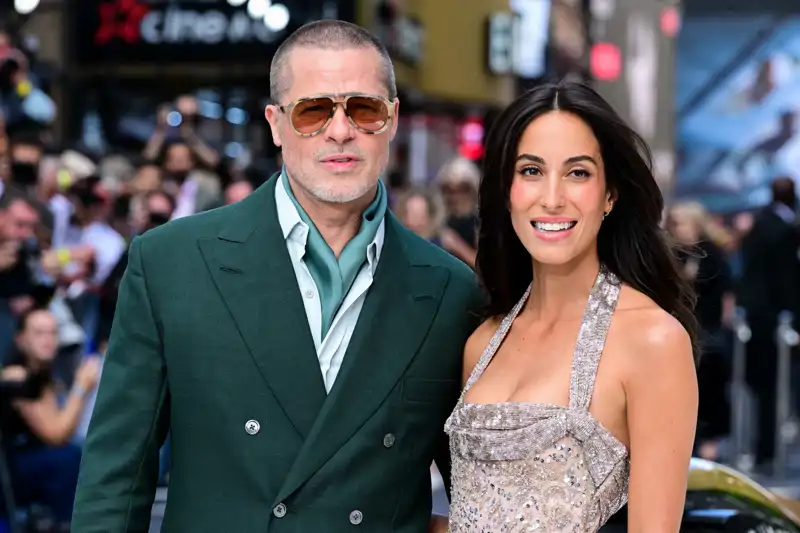 Brad Pitt y su actual pareja.