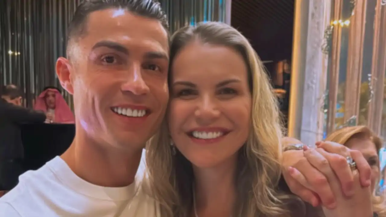 Cristiano Ronaldo y su hermana, en una foto de archivo. 