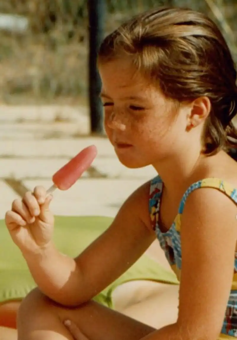 Amelia Bono de niña