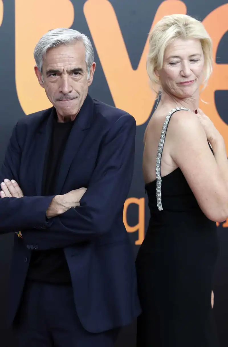 Imanol Arias y Ana Duato en una presentación