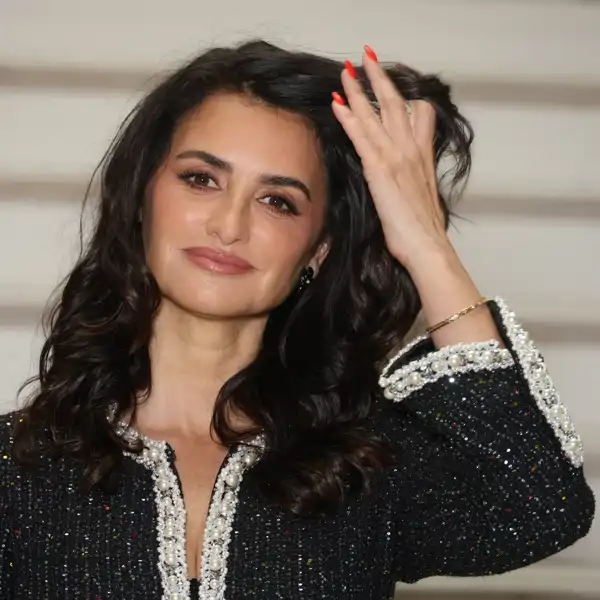 De Penélope Cruz a Carlota Casiraghi: los mejores y peores looks en el desfile de Chanel en la Semana de la Alta Costura de París