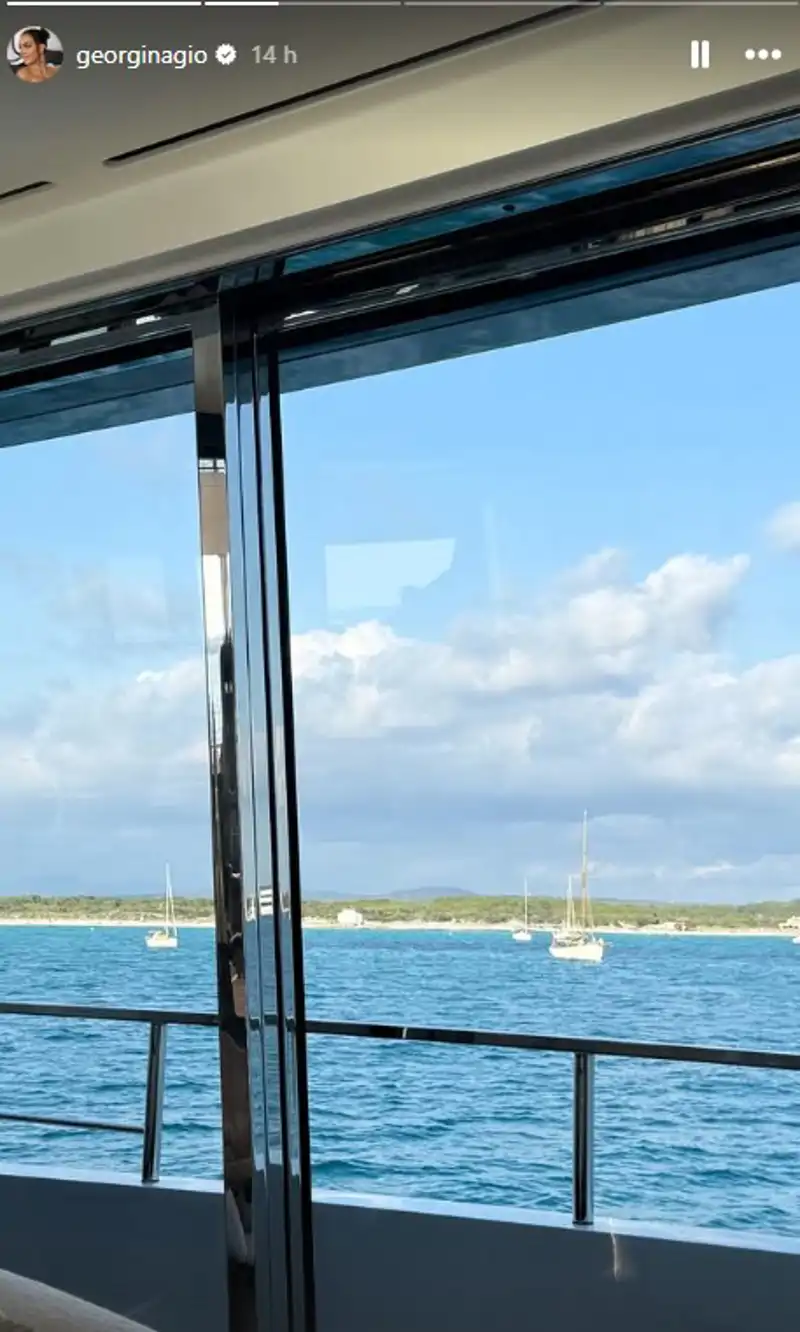 Georgina Rodríguez en un yate