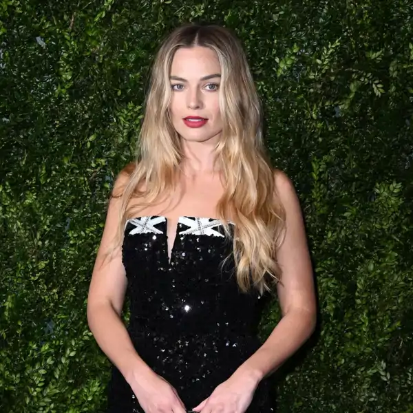 Margot Robbie en la fiesta de los Bafta 2024 de Chanel