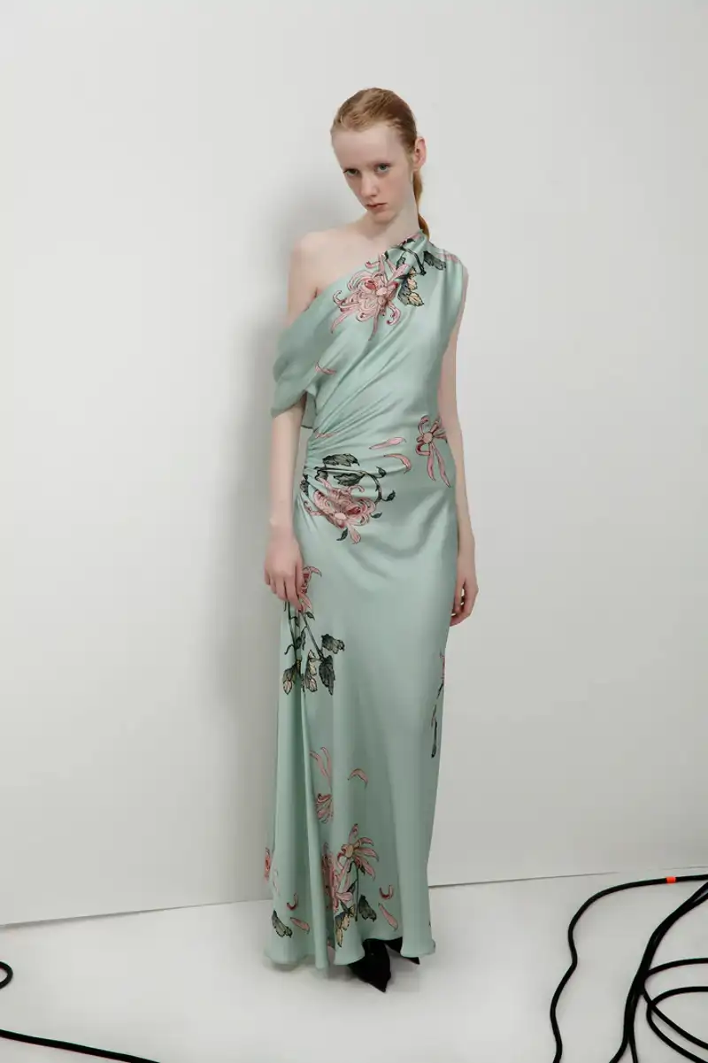 Slip off Daisy Dress de Juan Vidal 750 euros 