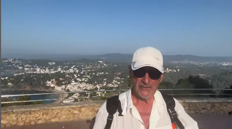 Carlos Herrera durante sus vacaciones en la Costa Brava
