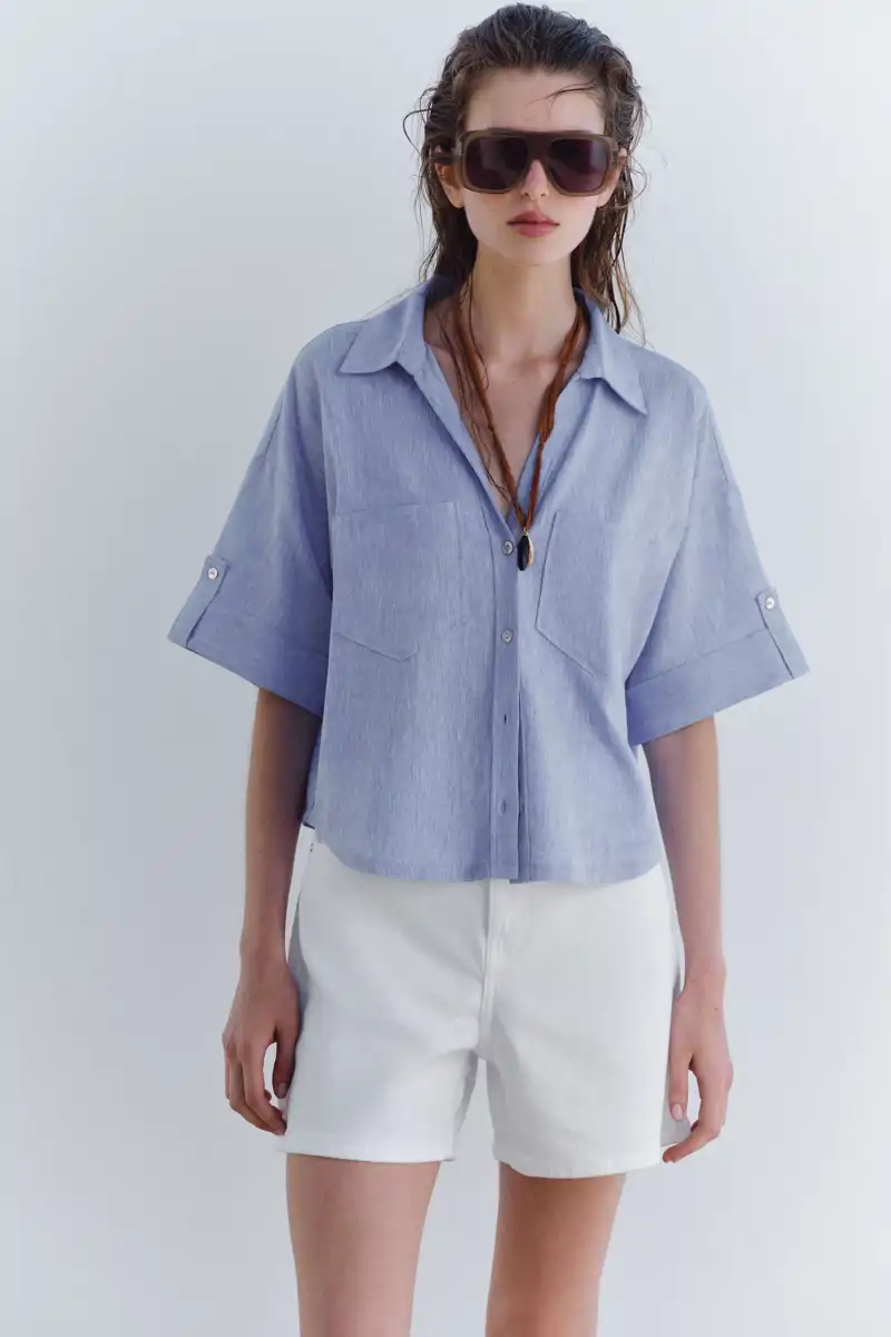 Camisa cropped con lino