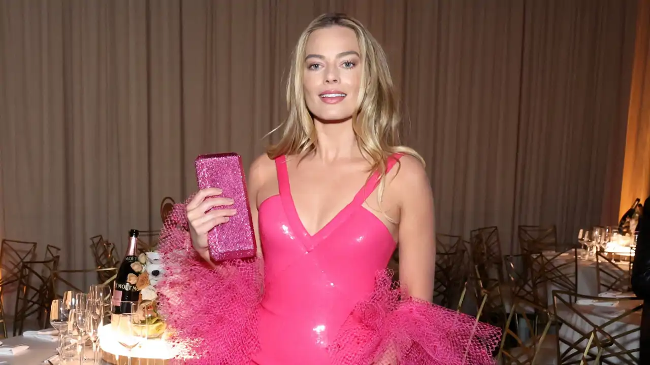 El alocado restaurante en el que Margot Robbie probó una de sus creaciones en Madrid: un cóctel marino en las profundidades