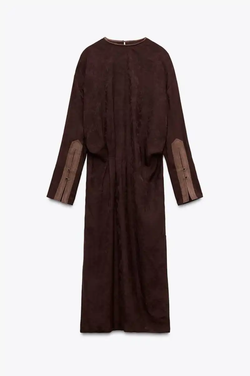 Vestido jacquard ZW Collection de Zara 29,99 euros