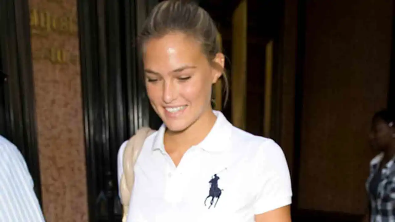 Adiós, vaqueros: los 3 pantalones rosas rebajados de Zara que las 'pijitas' que adoran los polos de Ralph Lauren van a agotar (y cuestan menos de 16 euros) 