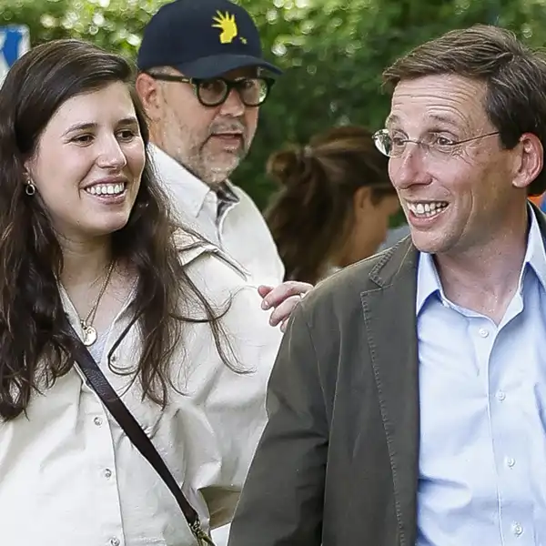 José Luis Martínez-Almeida y Teresa Urquijo preparan el bautizo de su hijo: descubrimos la fecha, el lugar y los padrinos