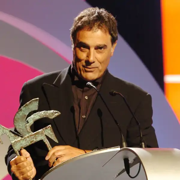 Muere Toni Cruz, productor de televisión y exmiembro de La Trinca: adiós a una de las mentes tras 'Crónicas Marcianas' y 'Operación Triunfo'