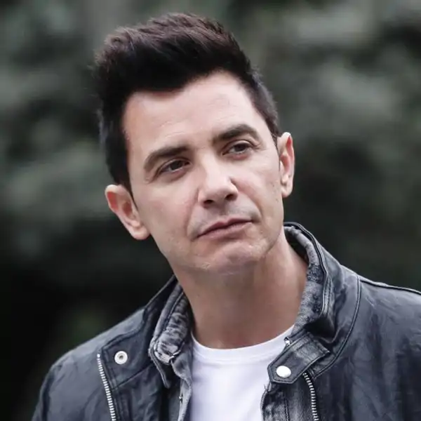 David Civera con gesto serio