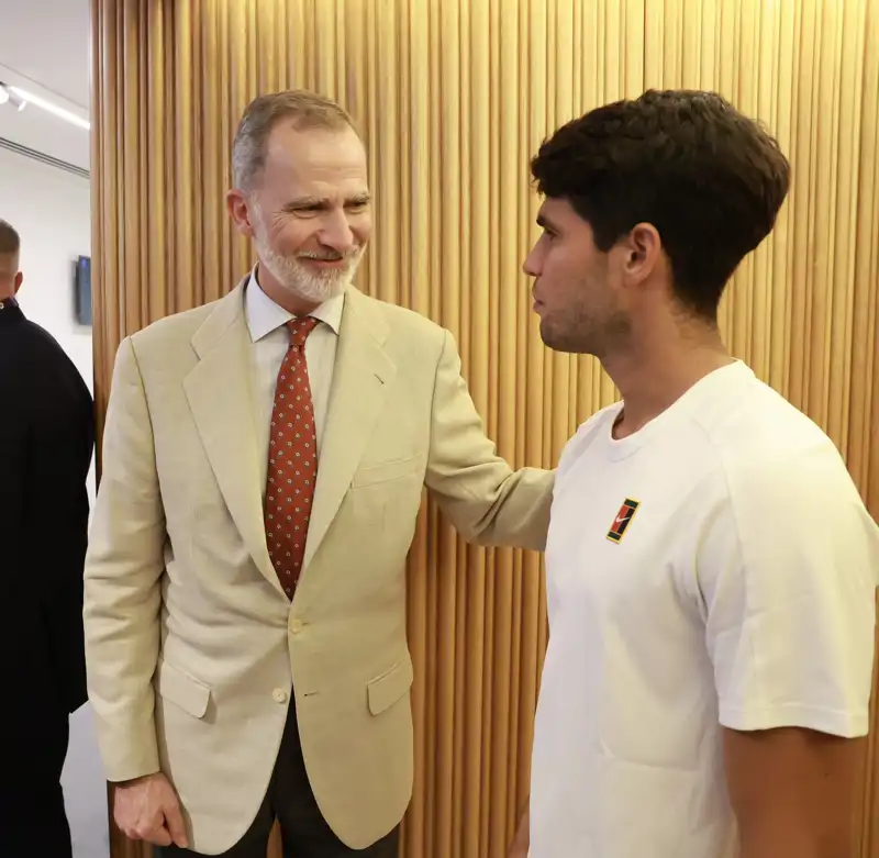 El Rey Felipe junto a Carlos Alcaraz en Wimbledon