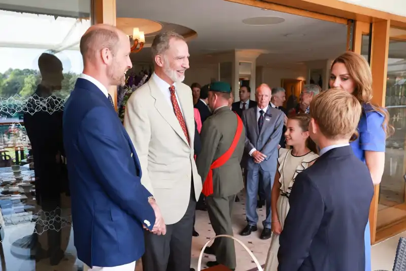 El Rey Felipe y los Príncipes de Gales en