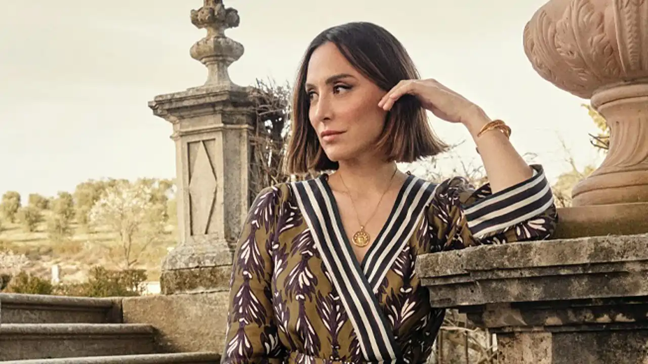 Acaban de llegar a las rebajas de Mango los cinco vestidos de rayas más favorecedores: frescos, elegantes y efecto tipazo