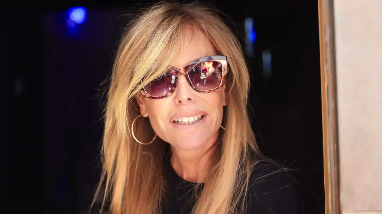 Lara Dibildos, harta de las insinuaciones de María José Suárez, saca las uñas por Álvaro Muñoz Escassi y su familia: "Yo le quiero y ella ha tocado a mi hijo"