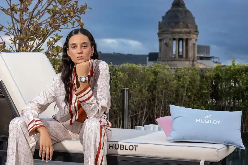Victoria Federica, a lo Georgina Rodríguez, arrasa con un 'total look' de firma francesa de altos vuelos valorado en casi 6.000 euros 
