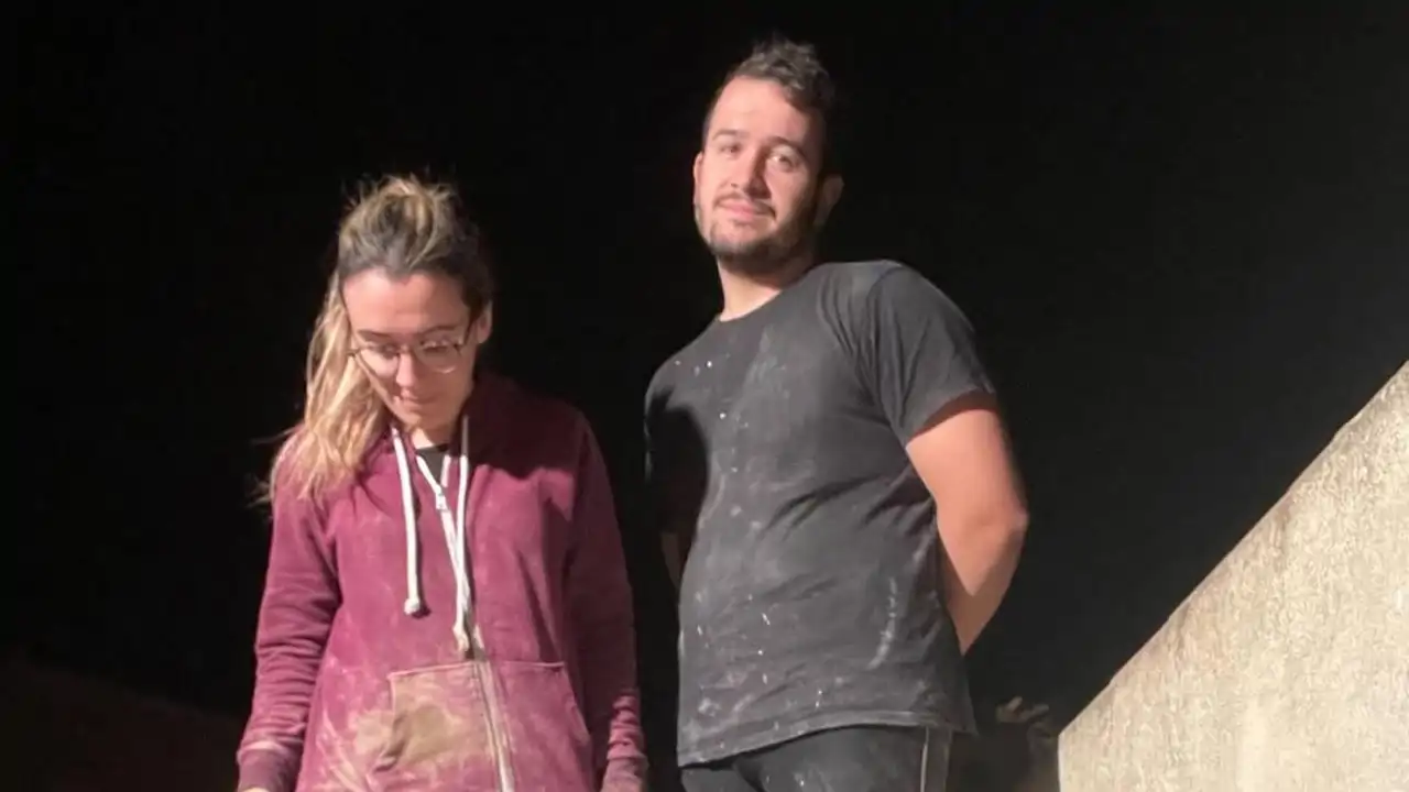 Una pareja de Girona compra una casa en ruinas y la reforma durante ...