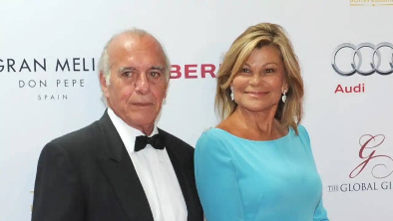 Cari Lapique recuerda con cariño los veranos junto a Carlos Goyanes:  "Buenísimos tiempos"