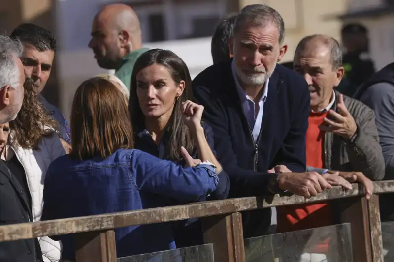Entertainment news Celebrity gossip Movie and TV show updates Latest celebrity news Trending entertainment stories Un instante de la visita a Chiva de los Reyes el pasado mes de noviembre.