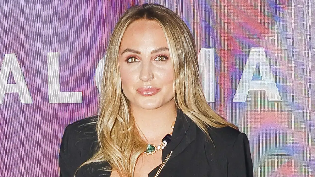 Lara Ferreiro, psicóloga: "Rocío Flores elimina el veto a Terelu Campos porque es una manera de aceptar ese desafío de mostrarse fuerte y preparada para ese enfrentamiento. Es una forma de decir