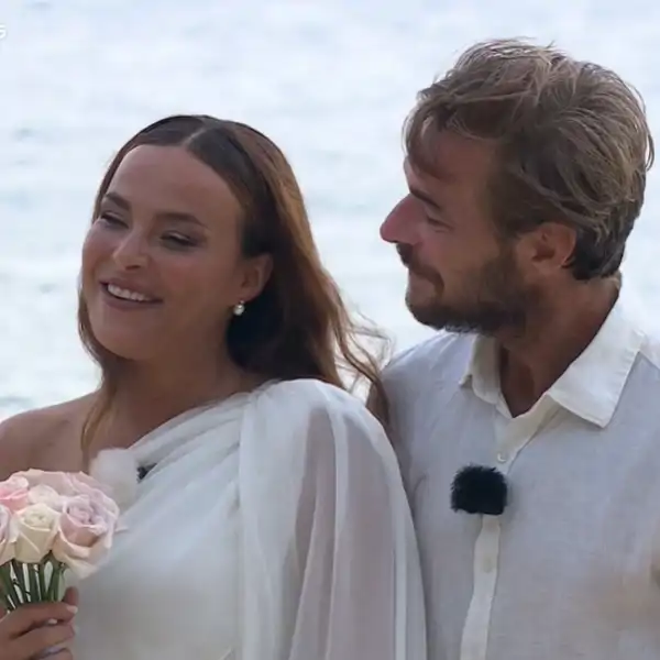 Marta Peñate y Tony Spina en su boda en Honduras