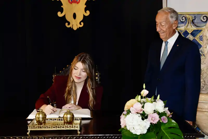 La infanta Sofía acude a su primer acto en solitario en Portugal