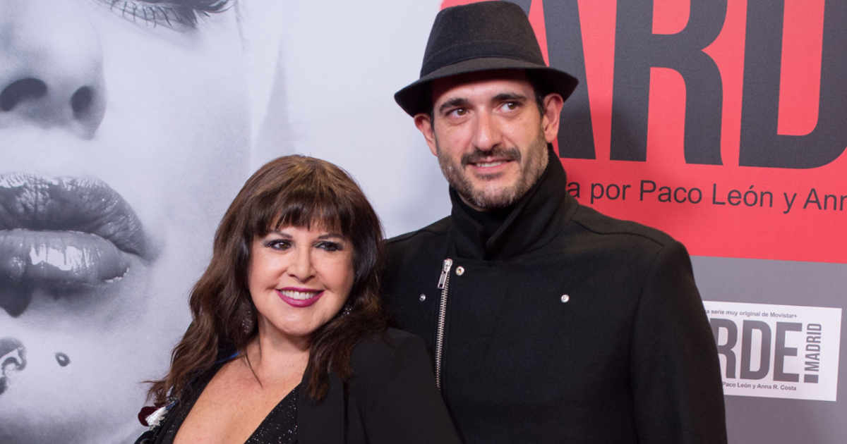 La vida familiar de Loles León: desde su complicada infancia a su  maternidad como mujer soltera y la relación con su hijo Bertoldo