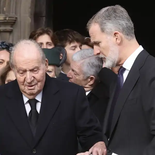 Felipe VI, la Reina Letizia y los reyes eméritos