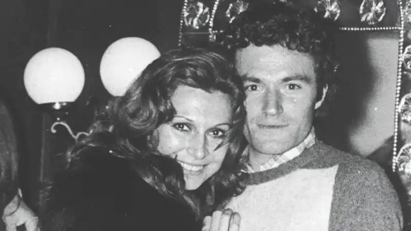 Rocío Jurado y su hermano Amador Mohedano de jóvenes, cuando la carrera de la más grande despuntaba. SEMANA