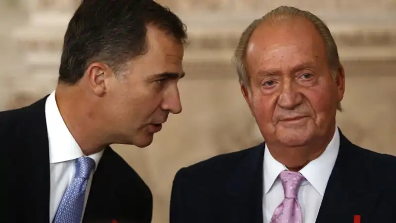 Rey Juan Carlos y Felipe VI